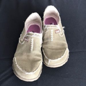 Cushe Canvas Slip-on Shoes